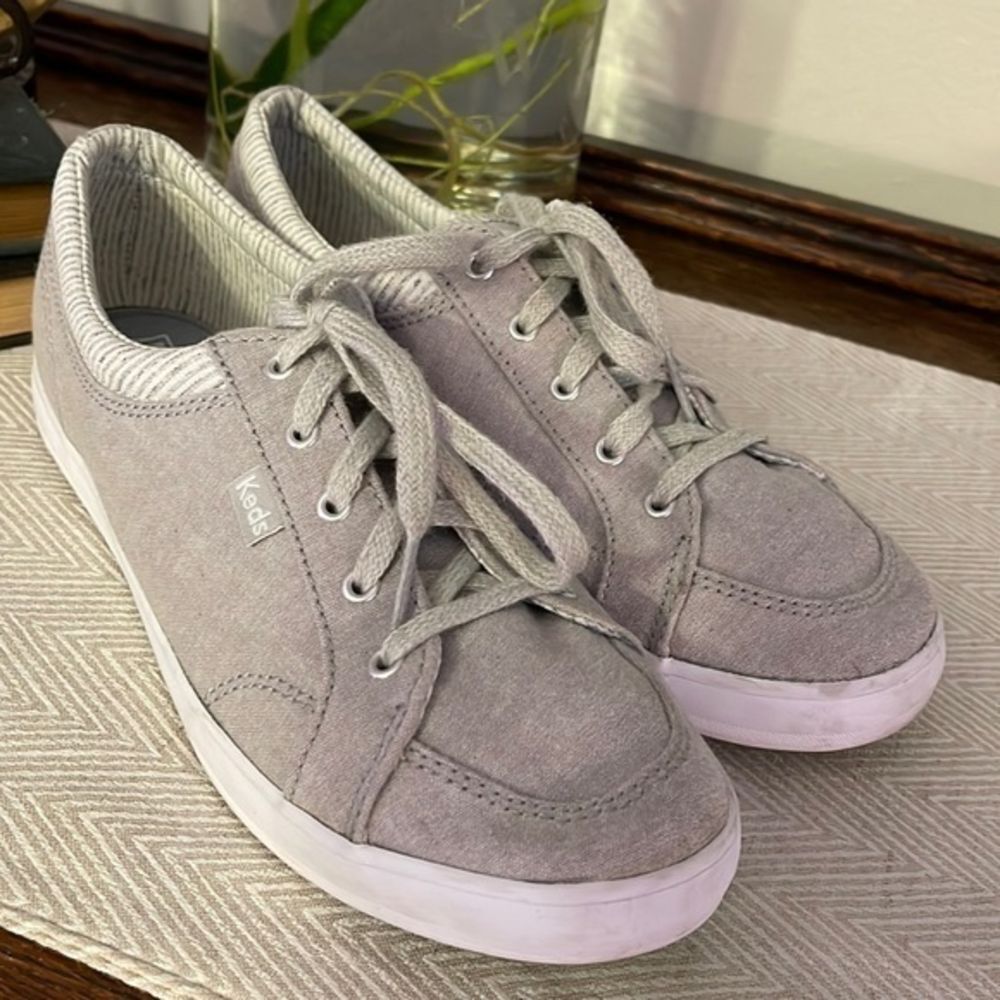 Keds Women's Center‎ 2 Sneaker Women's size 7.5 Gray